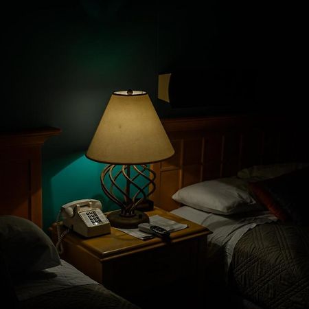 Kokopelli Inn Блаф Екстериор снимка